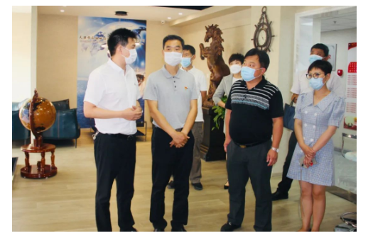 區(qū)政協(xié)領(lǐng)導深入永誠世佳開展“七一”走訪慰問和黨建調(diào)研工作